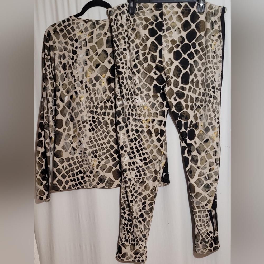 🦒Joan Vass Giraffe PJs Set - Top & Pants - Picture 4 of 4